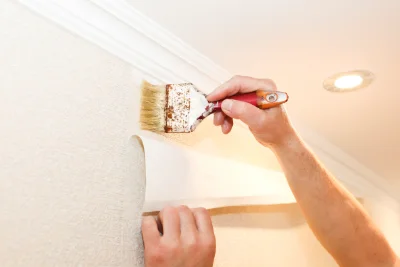 Pose de papier peint à Simard — revêtements muraux et toiles de verre